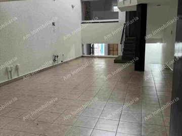 Casa en renta ideal para oficinas. Colonia del Valle, San Luis Potosí
