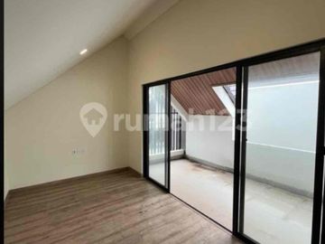 RUMAH ATTIC, PREMIUM CANTIK DAN TERMURAH!!!