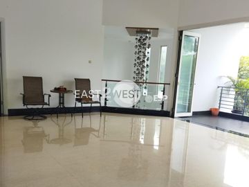 Jual Rumah Telaga Golf BSD City Tangerang Selatan lokasi nyaman dan strategis