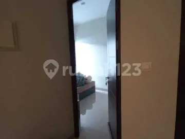 Hunian Elit! Rumah 2Lt di Cluster Burgundy Summarecon Bekasi