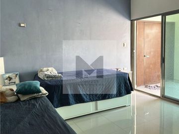 Casa en venta de una planta dentro de periférico