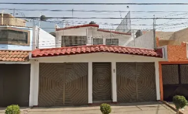 BONITA CASA EN VENTA