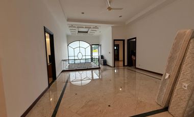 5 Bedroom Modern House in Pondok Indah - Bagus - ex Celebrity