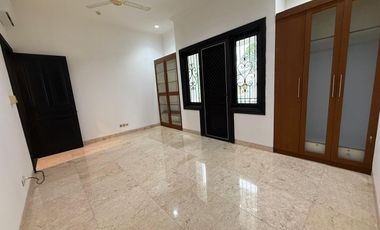 5 Bedroom Modern House in Pondok Indah - Bagus - ex Celebrity