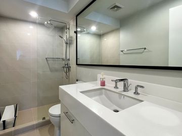 FOR SALE! 2 Bedrooms in Arton by Rockwell, Quezon City