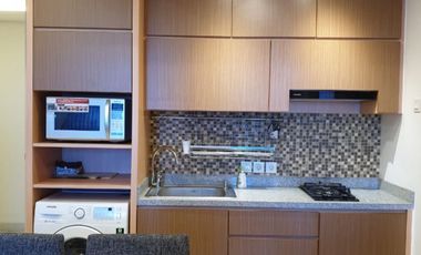 Murah Apartemen La Riz Mansion Pakuwon 2BR Furnish Lantai Rendah View Pool