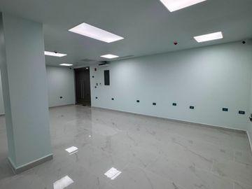 OFICINA EN RENTA EN ZONA SUR (QUADRA TOWERS) MONTERREY, NL.