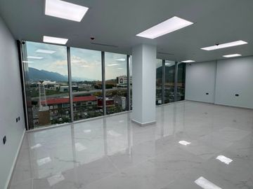 OFICINA EN RENTA EN ZONA SUR (QUADRA TOWERS) MONTERREY, NL.