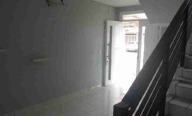 dijual rumah palm 2kt Summarecon Bekasi