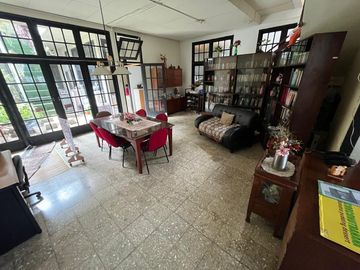 Dijual Rumah Cocok Untuk Usaha Kantor Maupun Kost Kost an di Sukaluyu Cikutra
