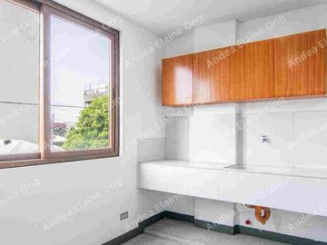 5 Bedroom Townhouse with Ground Floor Bedroom