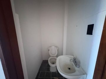 OFICINA EN RENTA EN AV. CRISTOBAL COLON | ARLETTE FLORES
