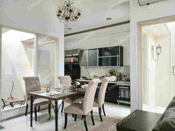 Dijual rumah Bonus furniture di Greenhill Citraland