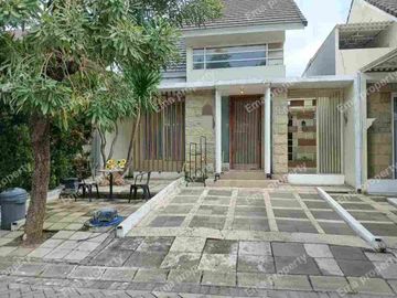 Dijual rumah Bonus furniture di Greenhill Citraland