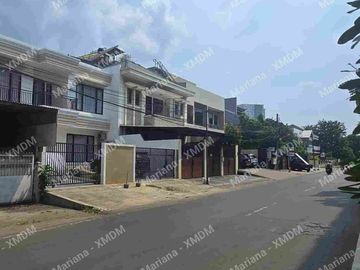 RUMAH LAMA  DIJUAL/ DISEWAKAN APA ADANYA  , BUAT  BERBAGAI MACAM USAHA DI JALAN RAYA KELAPA NIAS, KELAPA GADING