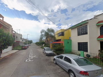 🏡 OPORTUNIDAD DE INVERSIÓN – REMATE BANCARIO, JARDINES DE SAN JOAQUIN, ZAMORA, MICHOACAN