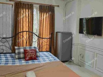 Dijual Studio Furnis Lantai Rendah buat Invest Hadap Timur di Jakarta Barat