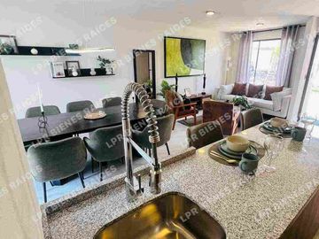 casa en venta dentro de residencial con amenidades