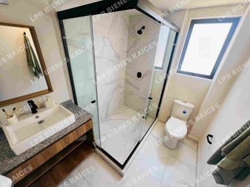 casa en venta dentro de residencial con amenidades