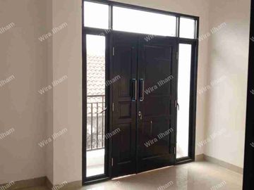 Lokasi Strategis Dekat Toll, Stasiun. Rumah Jagakarsa Jaksel