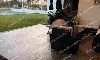 RESIDENCIA EN VENTA EN EL BOSQUE COUNTRY CLUB DE UN PISO 4 RECÁMARAS CON CINE Y ALBERCA