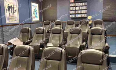 RESIDENCIA EN VENTA EN EL BOSQUE COUNTRY CLUB DE UN PISO 4 RECÁMARAS CON CINE Y ALBERCA