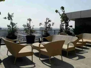 Disewakan fully furnished Apart Pinnacle, Semarang