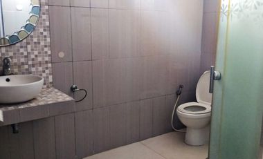 A067 SEWA RUMAH AREA NGAGEL GUBENG SURABAYA PUSAT COCOK UNTUK USAHA ATAU TINGGAL