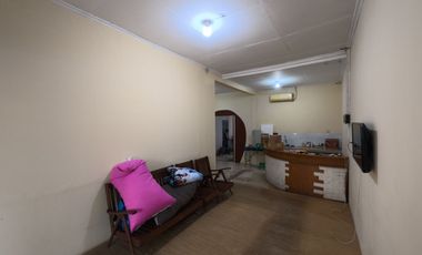 A073 JUAL RUMAH USAHA PUSAT KOTA AREA PUCANG NGAGEL COCOK UNTUK SEGALA USAHA