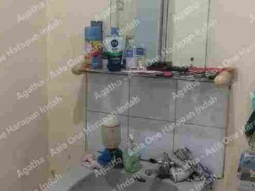 Rumah Jakarta Timur komplek Taman Modern bebas banjir di bawah 2miliar