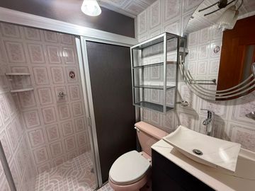 CASA EN VENTA FRACC. LAS PALMAS, CALLE LOMBARDO TOLEDANO, TOLUCA, ESTADO DE MÉXICO