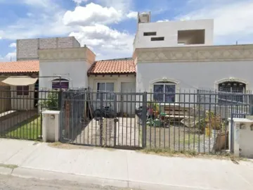 CASA ADJUDICADA POR EL BANCO - CALZADA DE BELEN