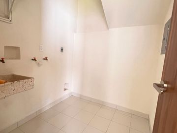 Departamento de Lujo en Renta en Zibatá | Jardín Privado | 2 rec | 2.5 baños | Paneles solares | Energía 100% eléctrica