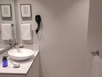 CASA EN NUEVO VALLARTA MUY AMPLIA, ACABADOS DE LUJO, CON ALBERCA, CUENTA CON TODOS LOS SERVICIOS Y AMENIDADES.
