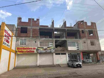 SE VENDE INMUEBLE COMERCIAL Y HABITACIONAL
