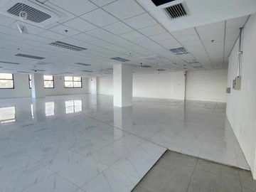 Whole Floor PEZA Office for Lease in Shaw Blvd Mandaluyong | 1,010sqm | ₱650/sqm | VRF AC | Prime CBD