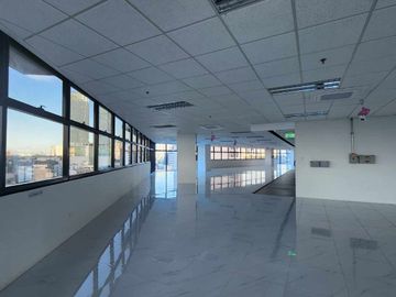 Whole Floor PEZA Office for Lease in Shaw Blvd Mandaluyong | 1,010sqm | ₱650/sqm | VRF AC | Prime CBD
