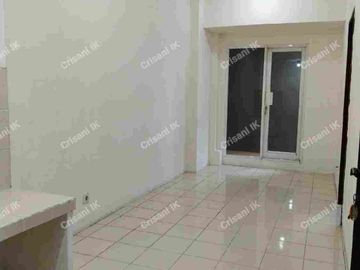 Dijual Cepat 2 Kamar Tidur Kosongan uk 38 Meter Hook dekat Lift @Puri Parkview di Jakarta Barat