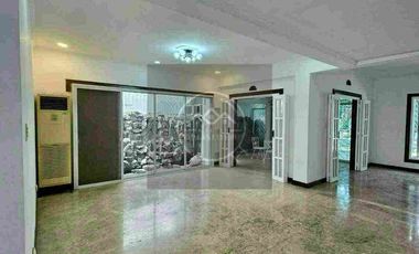 6 bedroom house in Valle Verde 1