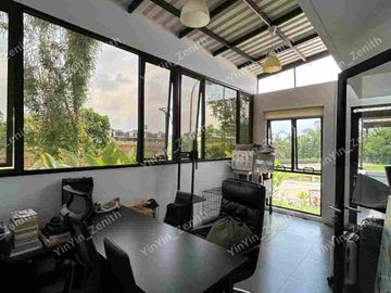 Langka, Rumah Hoek Taman, Kota Baru Parahyangan