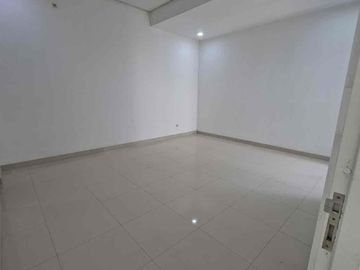 Dijual Cepat Rumah Baru 2Lt di Pantai Mentari Sby