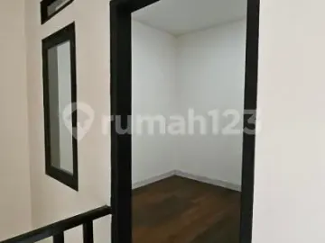 Rumah Dengan Kemudahan Fasilitas Umum Di Antapani Bandung
