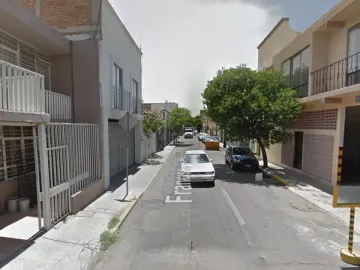 CASA A LA VENTA EN AGUASCALIENTES CENTRO. REMATE ADJUDICADO