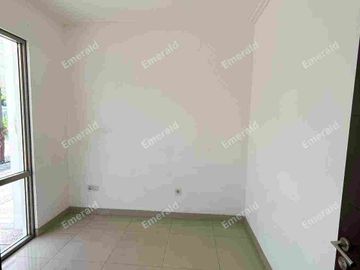 Rumah Minimalis Depan Taman Siap Huni di PIK 2