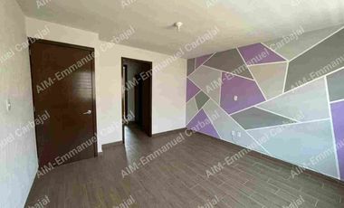 CASA EN VENTA DENTRO DE FRACCIONAMIENTO EN TOLUCA