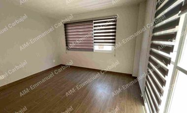 CASA EN VENTA DENTRO DE FRACCIONAMIENTO EN TOLUCA