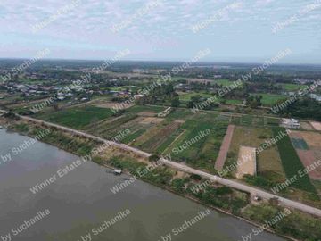 Land for sale next to the Mekong River, Tha Kho Subdistrict, Mueang District, Nakhon Phanom Province. Near the landmark area, beautiful view, seeing the Lao side, area 2 rai 21 sq wah
