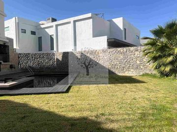 VENTA PORTALES DE ABADIA
