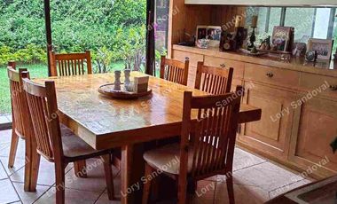GRAN CASA EN VENTA CON JARDÍN EN LOMAS DE REFORMA