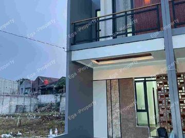 Rumah mewah spek 2 lantai..